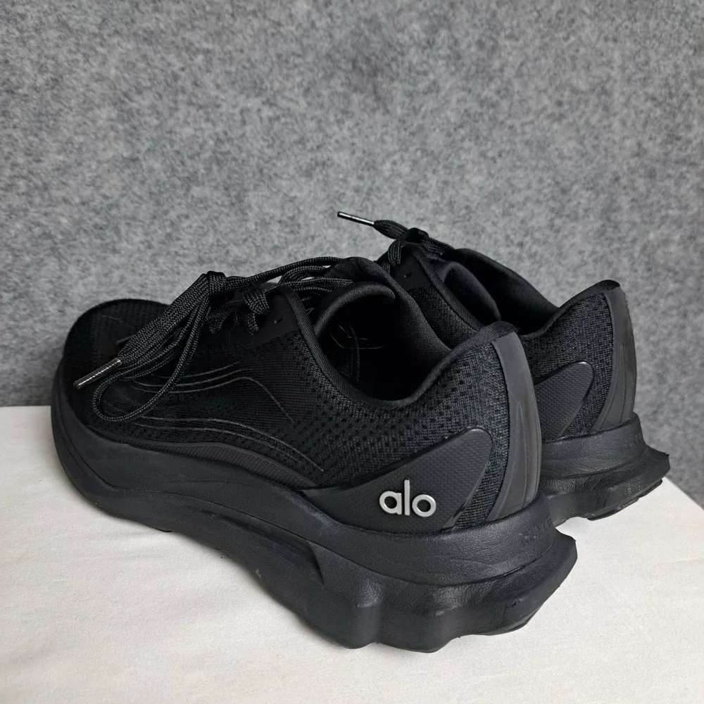 Alo Runner Black Running Shoes A0590U Men's Size 8.5 womens 10